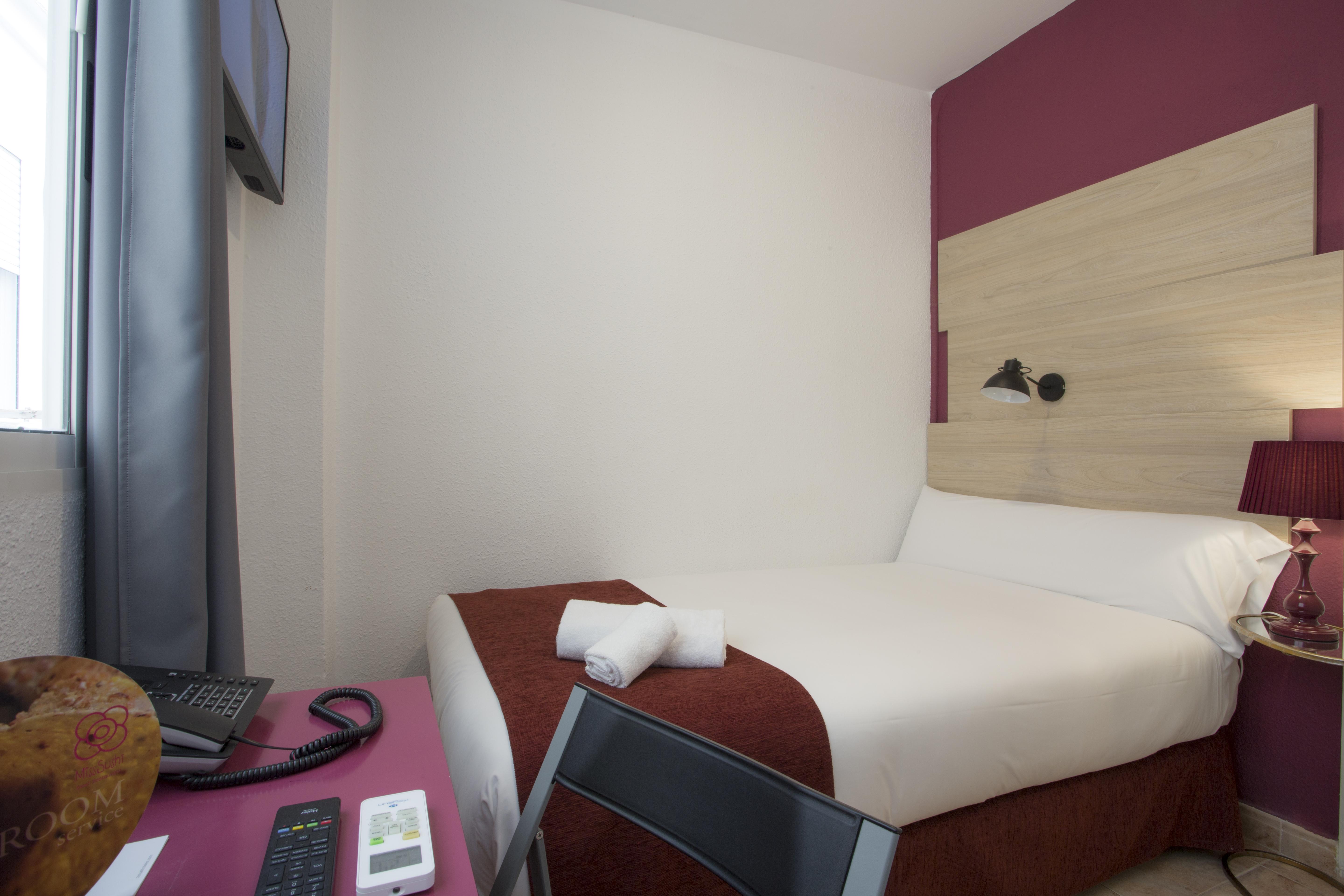 Hotel Casual Vintage Valenza Esterno foto