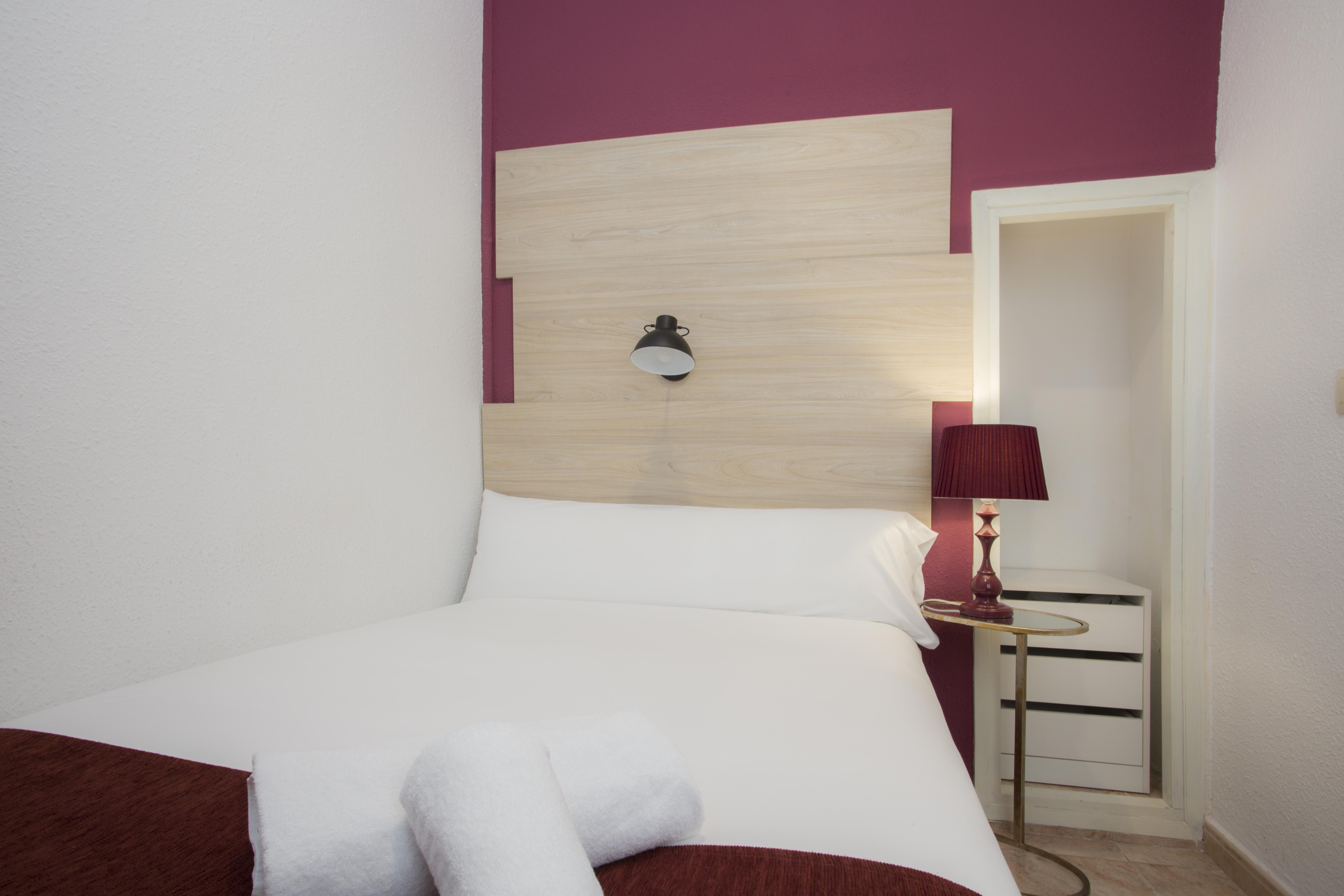 Hotel Casual Vintage Valenza Esterno foto